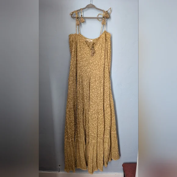 🪄 Vintage Spell Wild Thing Strappy Maxi Dress Size Small
